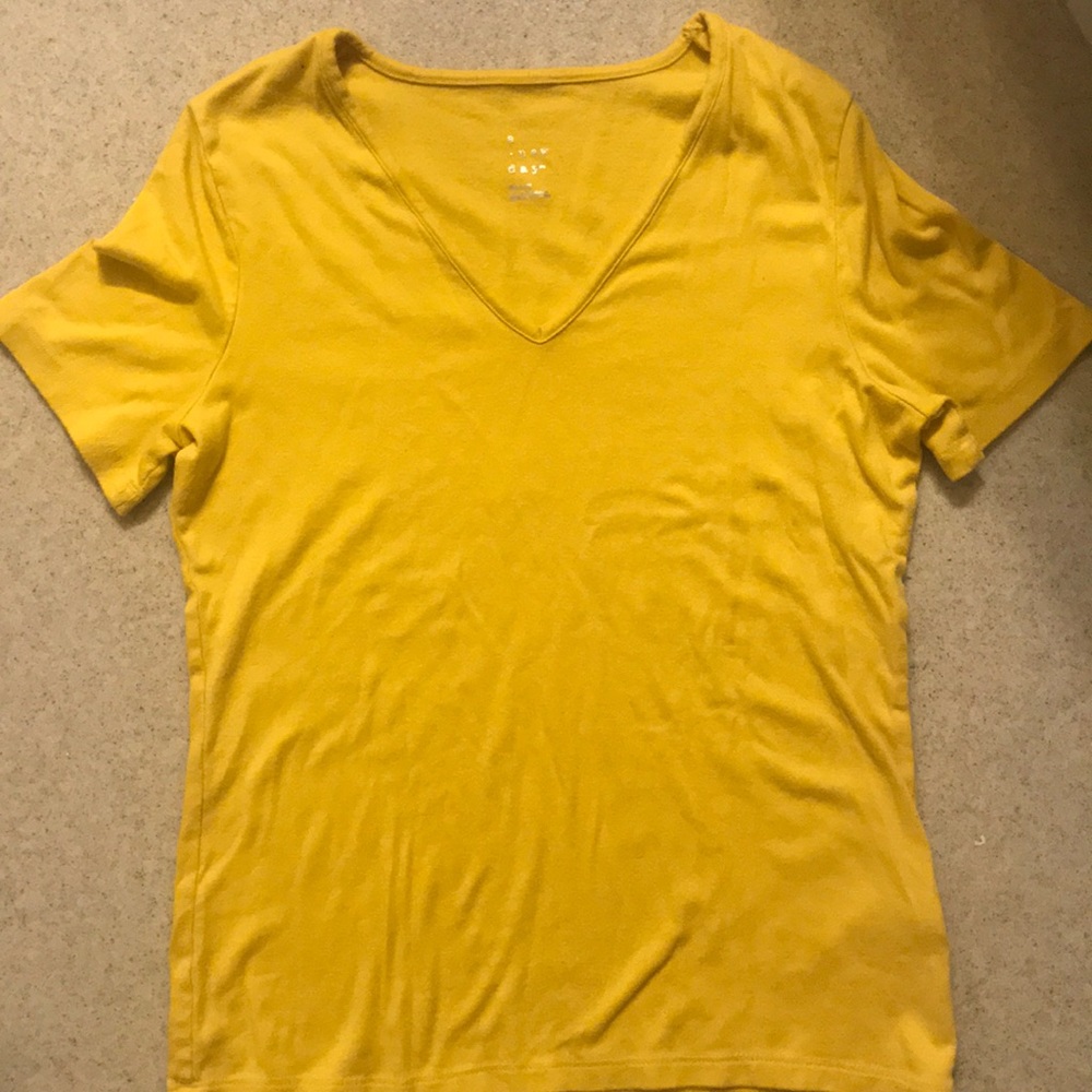 Yellow V-neck T-shirt
